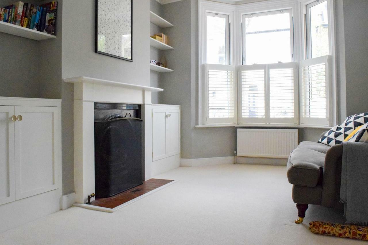 3 Bedroom Family House With A Superb Kitchen And Garden Londra Dış mekan fotoğraf
